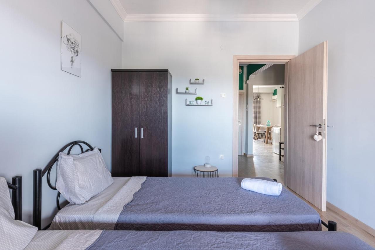 Cozy Apartment Next To City Center Salonic Exterior foto