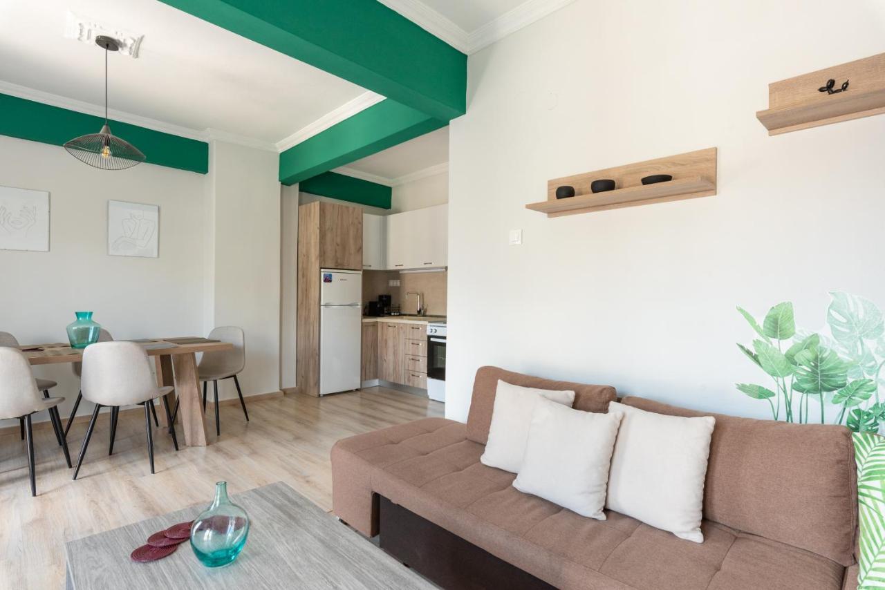 Cozy Apartment Next To City Center Salonic Exterior foto