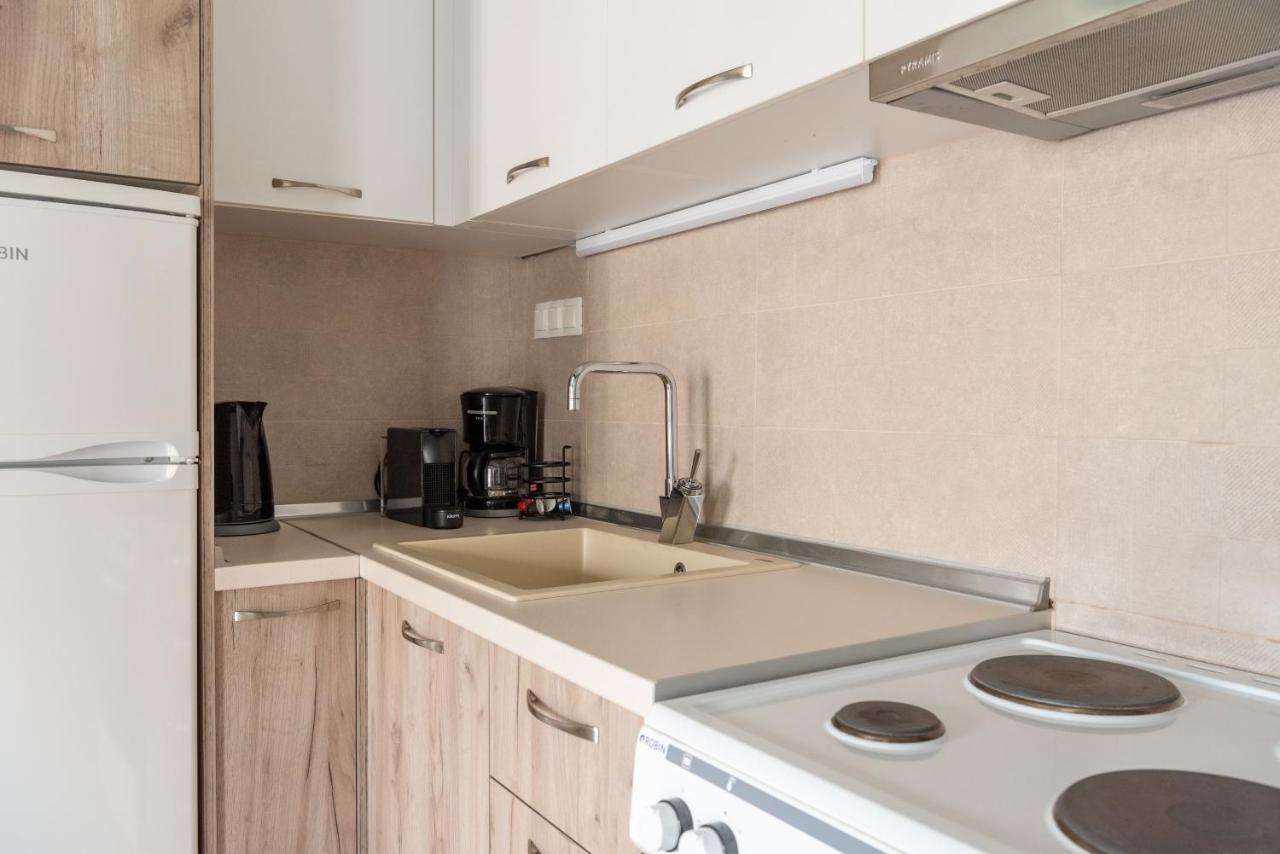 Cozy Apartment Next To City Center Salonic Exterior foto