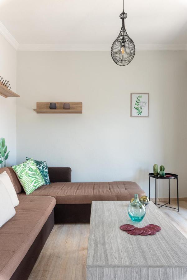 Cozy Apartment Next To City Center Salonic Exterior foto