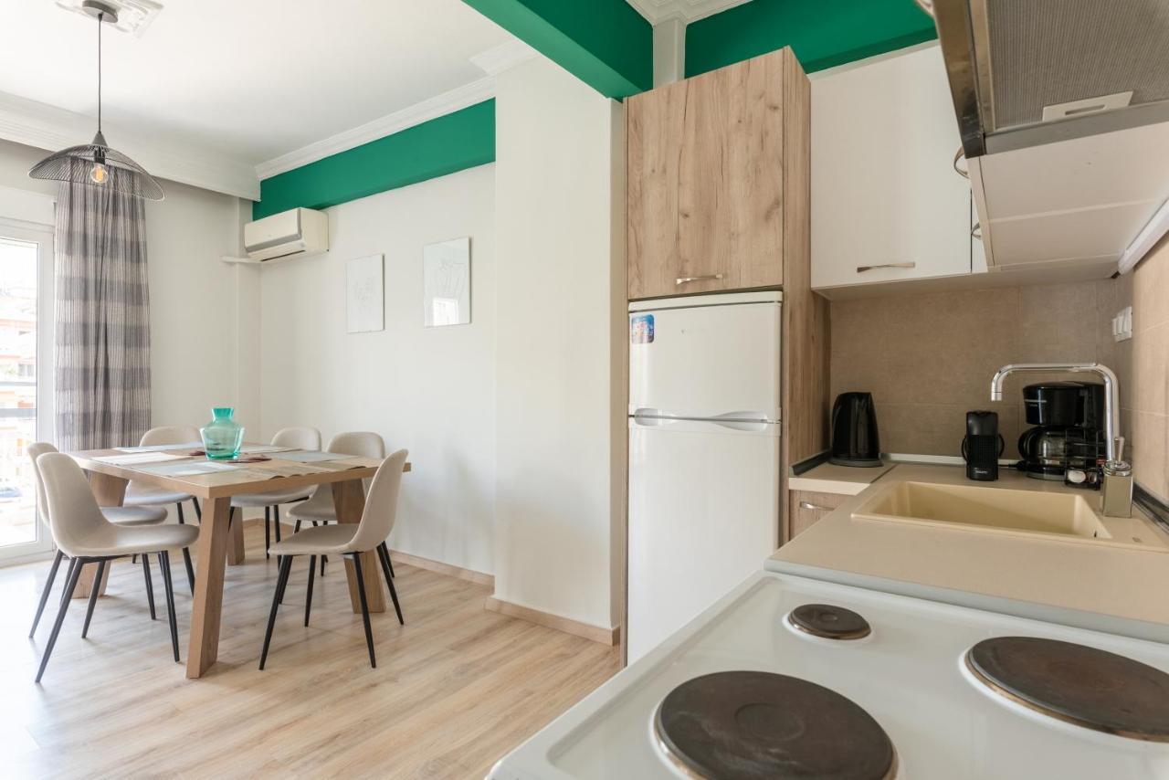 Cozy Apartment Next To City Center Salonic Exterior foto